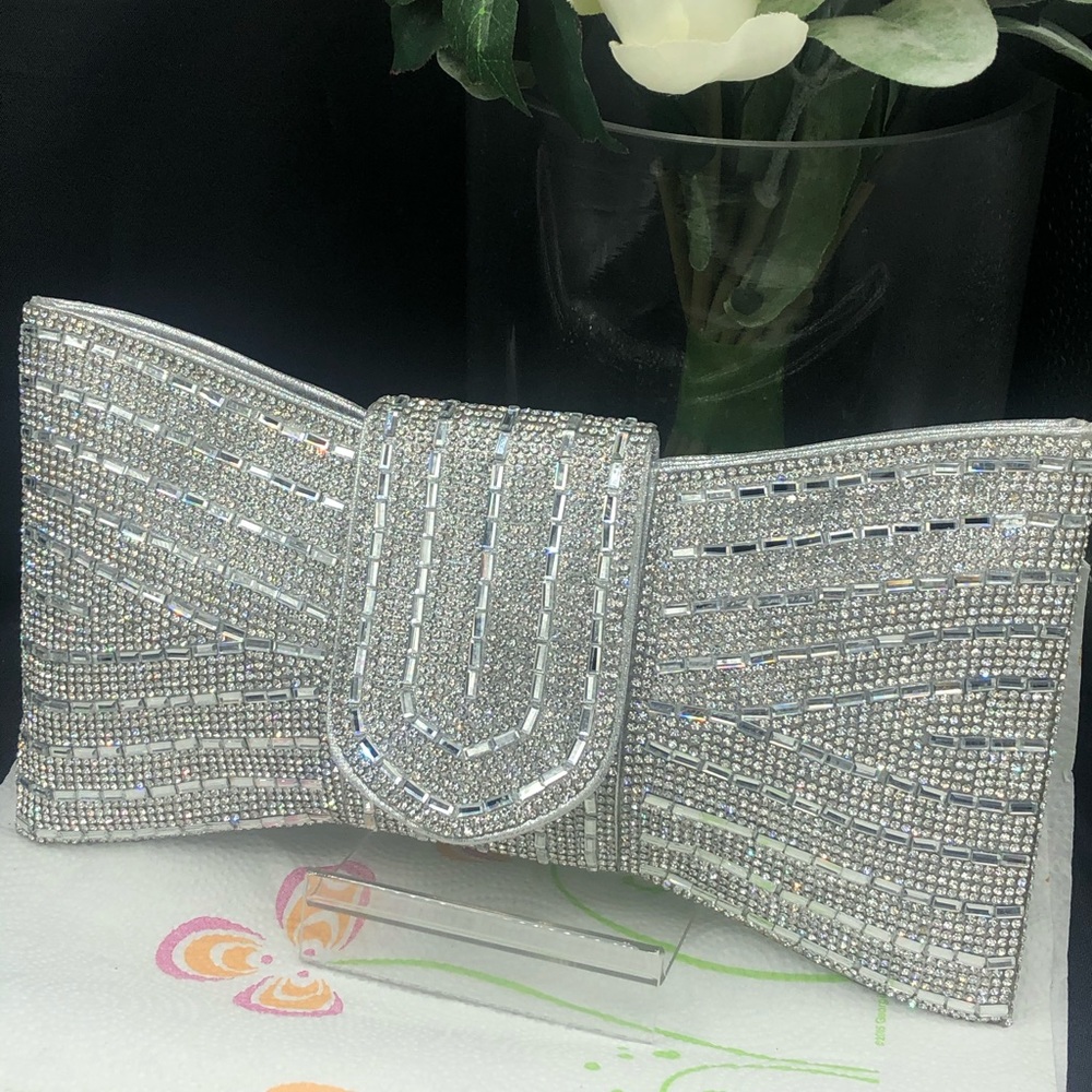 Clutch purse